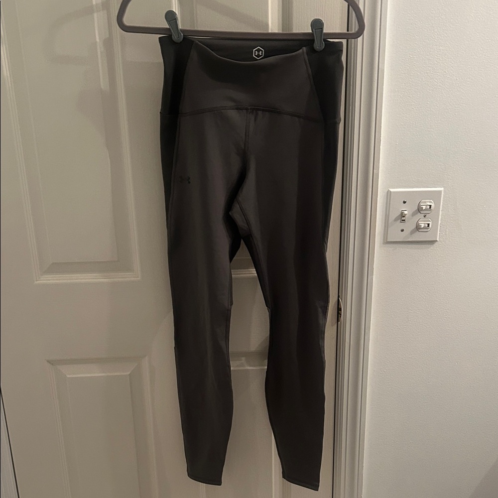Under Armour army green heat gear Performance Leggings
